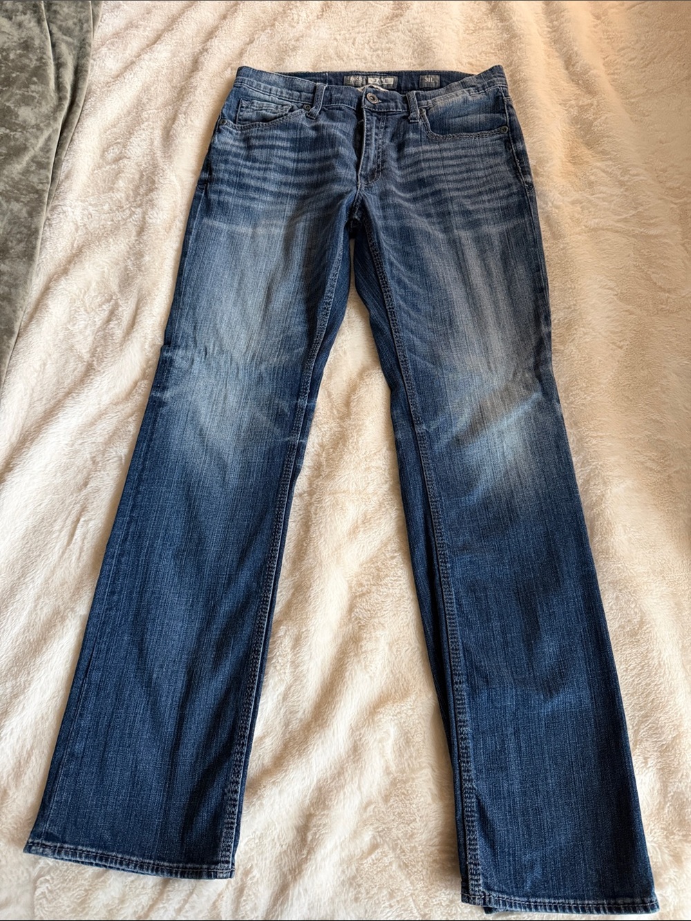 BKE Men’s Dark Blue Bootcut Jeans Jake cut, size 31 Long